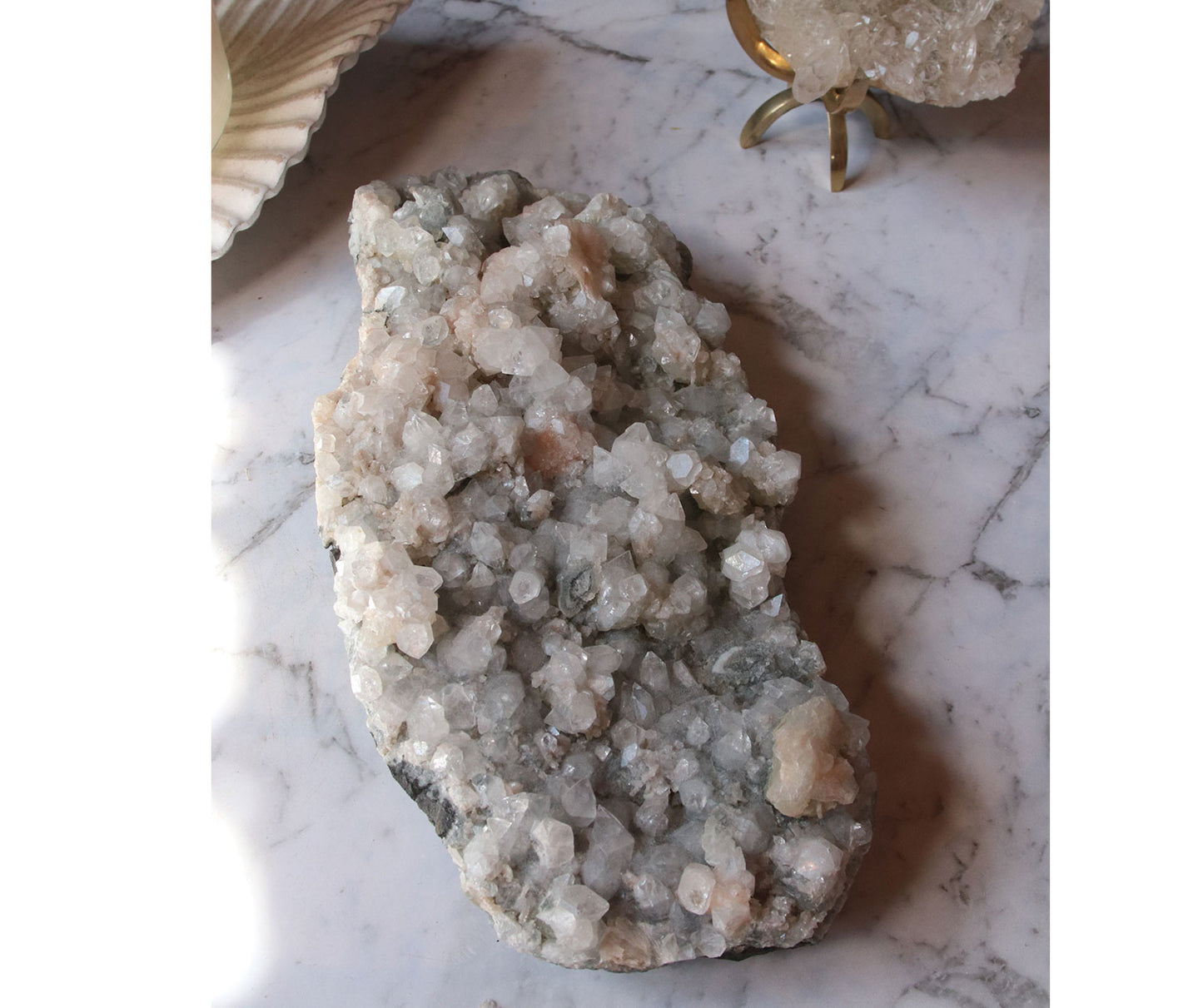 Apophyllite AP06