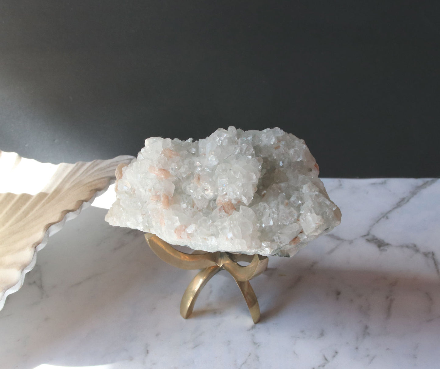 Apophyllite AP08