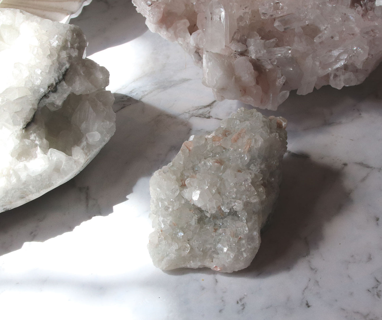 Apophyllite AP08
