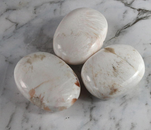 Scolecite Palm stones