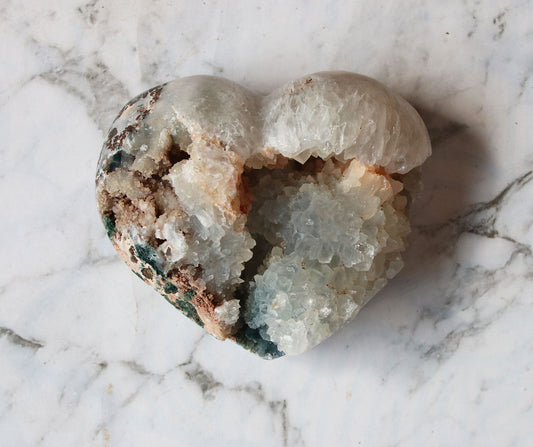 Druzy Pink Amethyst Heart 38