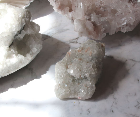 Apophyllite AP08